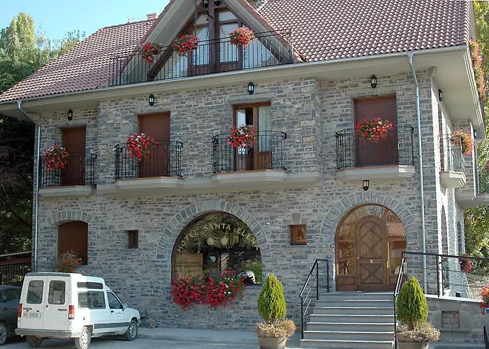 Hotell Restaurante Santa Elena Sabiñánigo